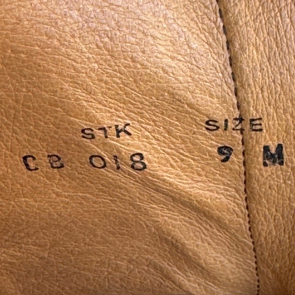 Corral Studded Brown Leather boots with fringe. - Picture 10 of 16